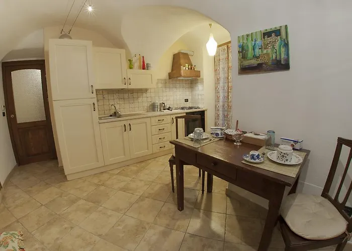 아파트 Il Libro Abracadabra *